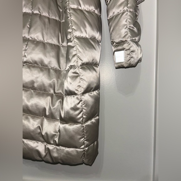 Max Mara The Cube
Max Mara The Cube Belted Padded Coat - Picture 5 of 5